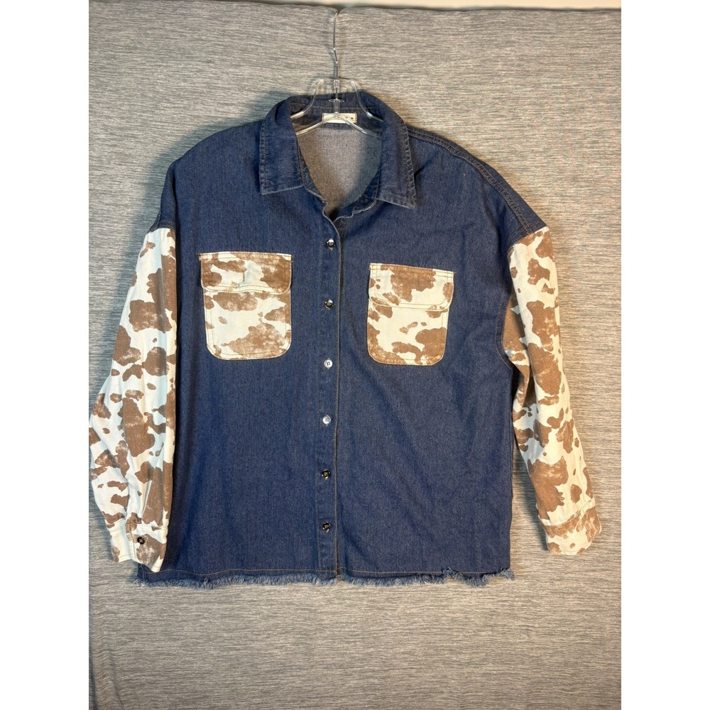 And the Why Blue Denim Button Up Shirt Cow Print Pockets Rodeo Boho Medium